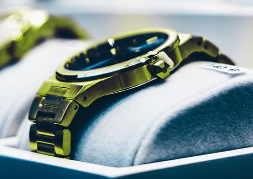 Goldene Luxus Uhr