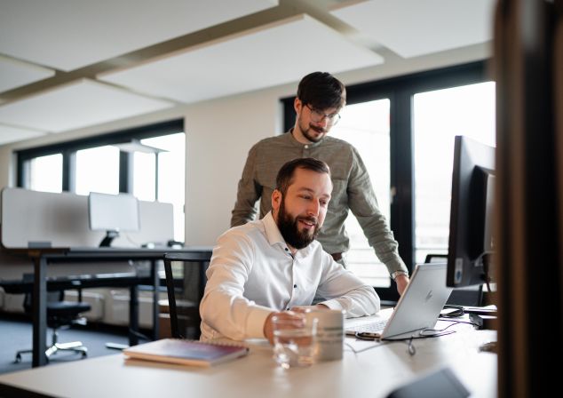 Karriere-AKQUINET: Ausbildung und Studium für Schüler*innen bei AKQUINET. Fachinformatiker*in für Anwendungsentwicklung.